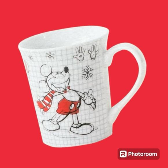 DISNEY set of 4 mugs, MICKEY HOLIDAY SKETCHBOOK . - Picture 2 of 12
